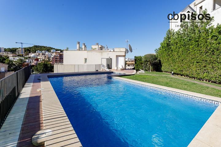 SE VENDE ESPECTACULAR PLANTA BAJA CON GRAN PATIO EXTERIOR photo 0