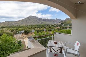 SE VENDE ACOGEDOR PISO CON TERRAZA Y VISTAS A LA SERRA DE TRAMUNTANA EN PORT DE POLLENÇA photo 0