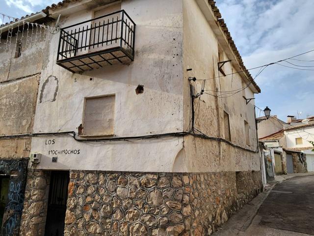 Casa unifamiliar pareada de 3 plantas en Almonacid de Zorita photo 0