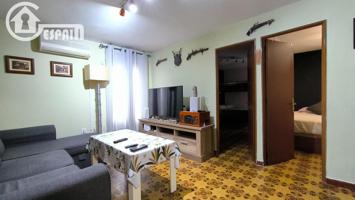 PISO DE 2 DORMITORIOS CON ASCENSOR ALQUILADO EN 700€-MES photo 0