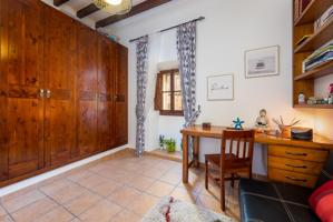 PISO CON MUCHO CARÁCTER EN LLOSETA  330.000€ photo 0
