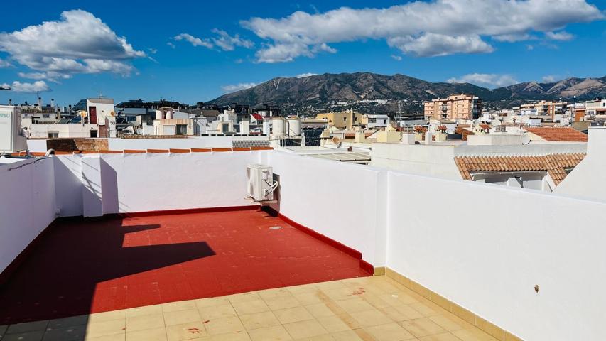  Ático En venta en Calle Gimena, Zona Puerto Deportivo, Fuengirola photo 0