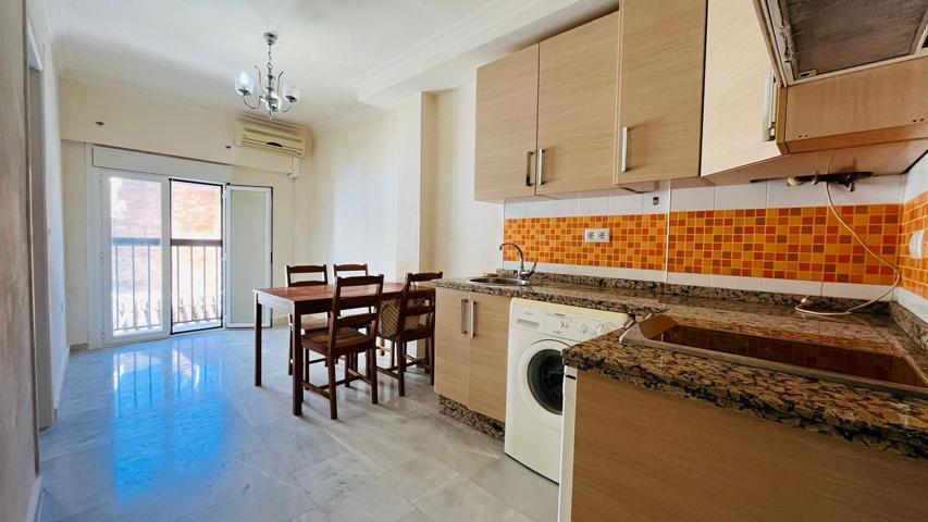 Piso En venta en Calle Del Capitan, Zona Puerto Deportivo, Fuengirola photo 0
