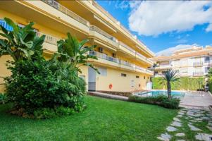 Piso En venta en Calle Sedella, La Cala De Mijas, Mijas photo 0