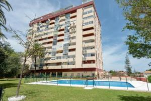 Piso En venta en Avenida Terramar Alto, 16, Solymar - Puerto Marina, Benalmádena photo 0