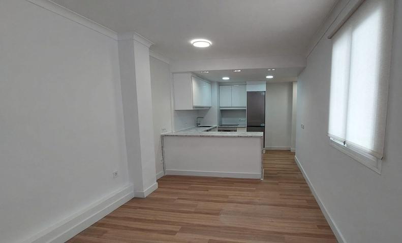 Piso En venta en Cl Tulipan, Las Lagunas, Mijas photo 0