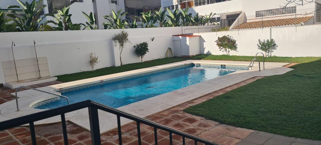 Piso En venta en Cl Santa Ines, Los Boliches, Fuengirola photo 0