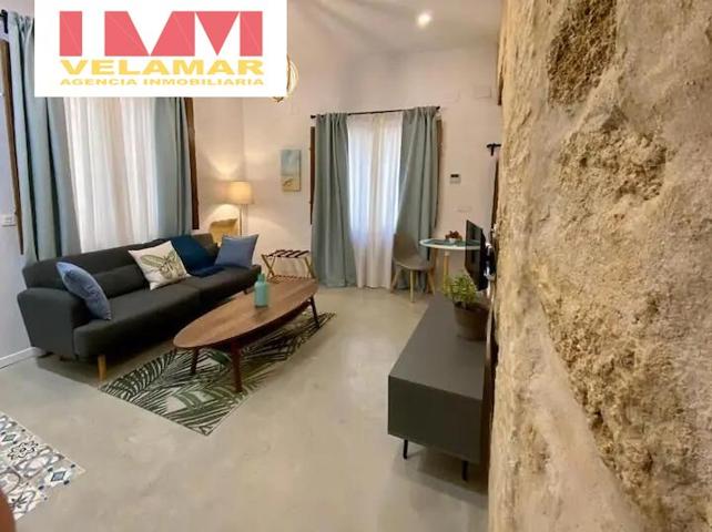 Precioso piso con licencia VFT en el corazón de Cádiz photo 0