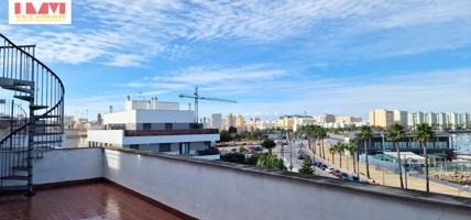 Precioso ático con vistas a la Bahía de Cádiz photo 0