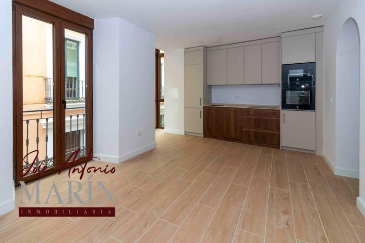 ¡¡APARTAMENTO COMPLETAMENTE NUEVO A ESTRENAR EN EL CASCO ANTIGUO!! photo 0