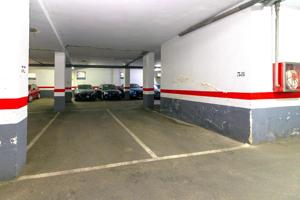 Oportunidad Única: Garaje en Valdepasillas, Badajoz photo 0