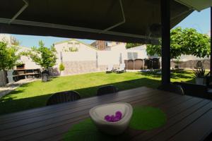 🏡 Chalet Independiente en Venta – Jardines del Guadiana, Badajoz 🏡 photo 0