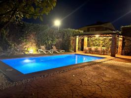 EXCLUSIVO CHALET EN LAS VAGUADAS, BADAJOZ - ¡ TU NUEVO HOGAR TE ESPERA! photo 0