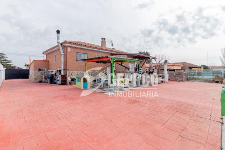 Casa En venta en Torrejón Del Rey photo 0