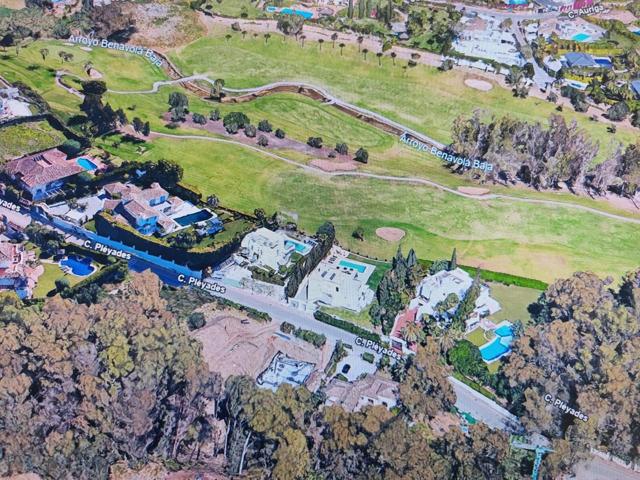 Terreno Urbanizable En venta en Calle Pléyades, Nueva Andalucía, Marbella photo 0