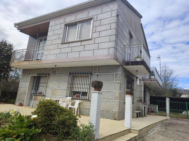 Casa De Campo En venta en Calle De Albaredo, 2, Vilar De Astrés - Palmés - Arrabaldo, Ourense photo 0