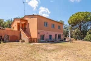 Casa En venta en Mas Pere-Río De Oro, Calonge photo 0