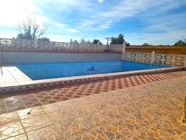 Casa De Campo En venta en Manises, Manises photo 0