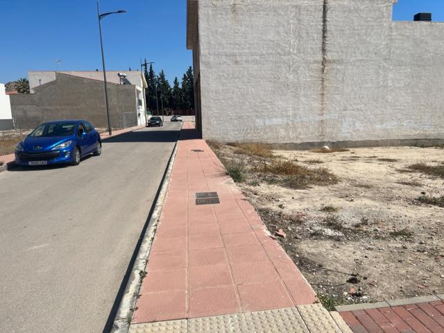 SOLAR 300 M2 'ESQUINA' EN ZONA PAGO BARRANCO DE ARCHENA photo 0