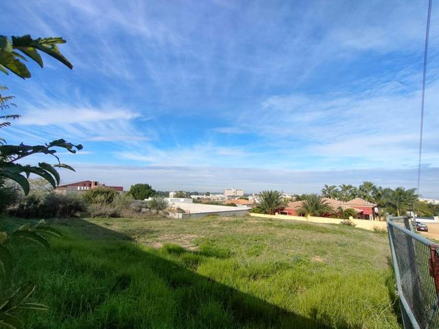 SE VENDE PARCELA URBANIZABLE EN URB. BUENAVISTA 850 M2 RECTANGULAR CON ESPECTACULARES VISTAS photo 0