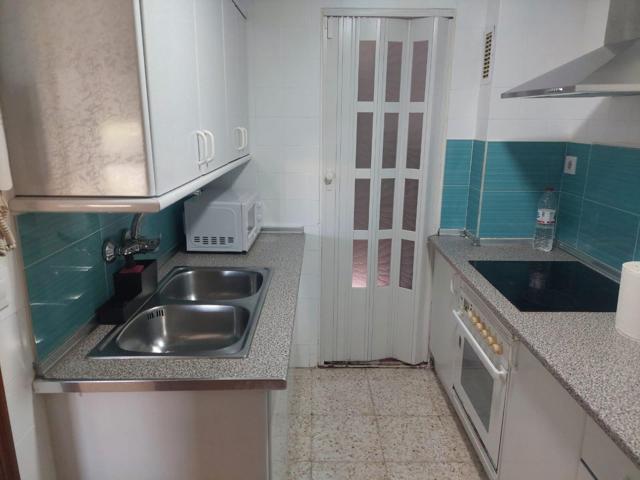 PISO EN ALQUILER EN CASTILLEJA DE LA CUESTA photo 0