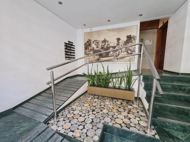 Magnífico piso para despacho profesional photo 0