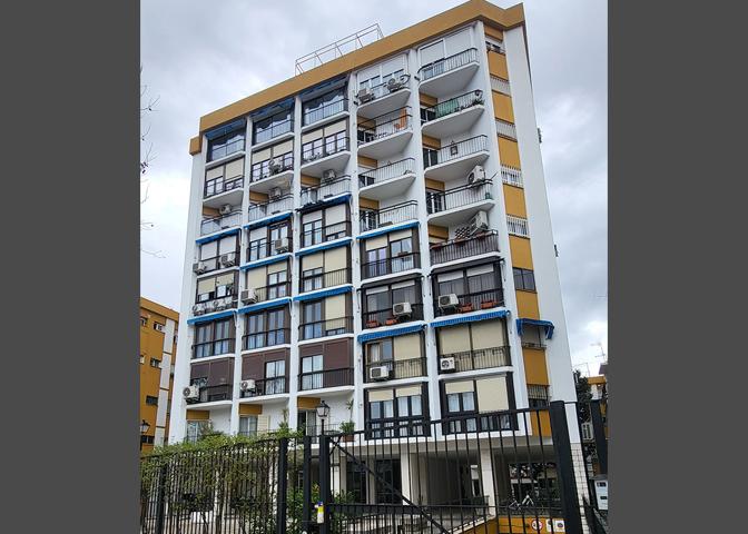 Piso Calle Torneo planta 6 photo 0