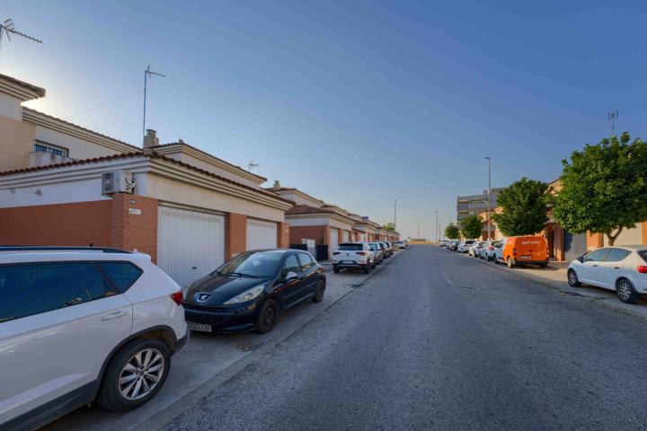 VIVIENDA EN ALMENSILLA photo 0