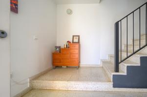 Unifamiliar Pareada En venta en Andalucia, Gelves photo 0