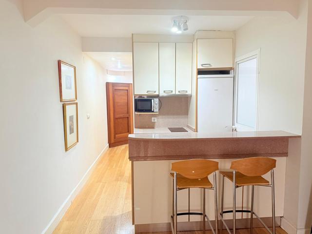 APARTAMENTO CÉNTRICO EN PRIMERA PLANTA CON LICENCIA TURÍSTICA – PUERTA LA CARNE, SEVILLA photo 0