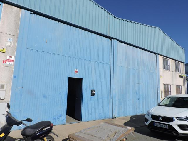 Nave Alquiler en Salteras photo 0
