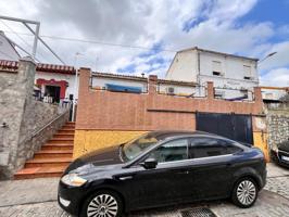Casa con Potencial de Reforma en Coca de la Piñera (Camas) – Una Oportunidad Inigualable photo 0