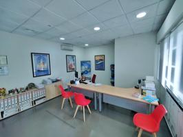 Oficina En venta en Sevilla Este, Sevilla photo 0