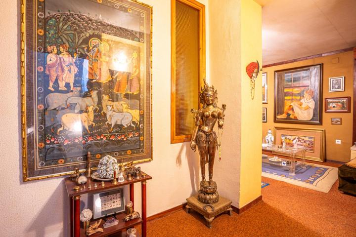 Casa En venta en Encarnación-Las Setas, Sevilla photo 0