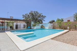 Casa En venta en Montecarmelo, Alcala De Guadaira photo 0