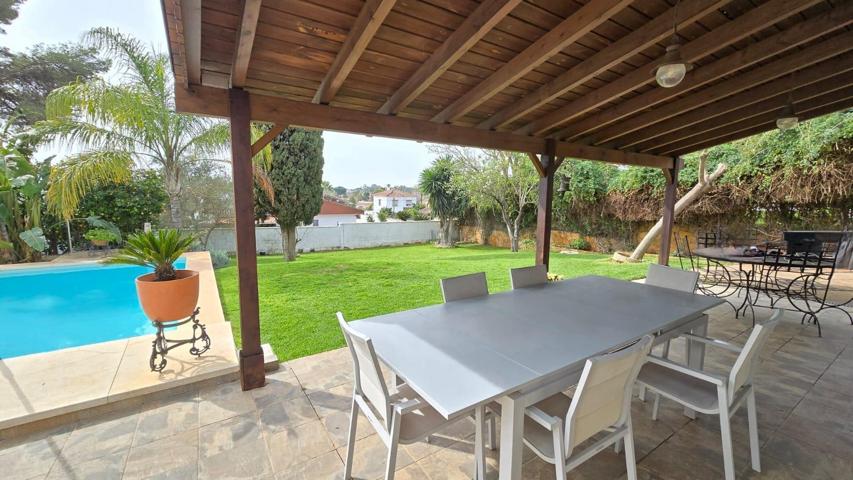 CHALET INDEPENDIENTE EN URB. LA JUNCOSA photo 0