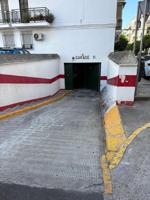 GARAJE Y TRASTERO EN TRIANA photo 0
