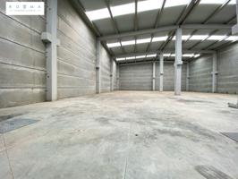 ALQUILER DE NAVE 650M2. EN POLIGONO INDUSTRIAL FUENTE DEL REY photo 0