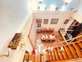 CHALET INDEPENDIENTE EN URB. LOS CERROS DE MONTEQUINTO photo 0