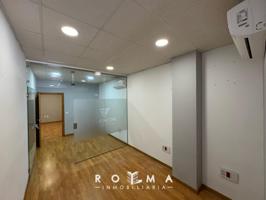 AMPLIA OFICINA EN ALQUILER photo 0