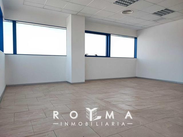 OFICINA EN EDIFICIO OMEGA photo 0