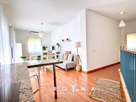 Piso amueblado en el centro de Espartinas photo 0