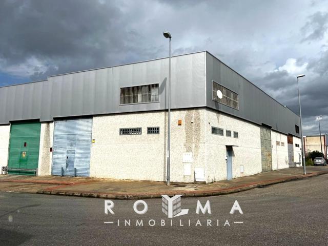 NAVE FUENTE DEL REY photo 0