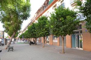 Venta y alquiler de local comercial en Camas (Sevilla). photo 0