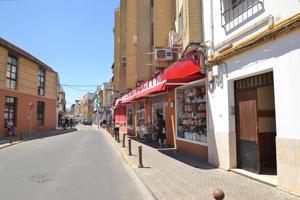 Alquiler sin amueblar en el centro de Camas (Sevilla) photo 0