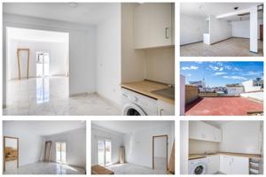 ¡Descubre el Potencial Ilimitado de esta Propiedad en Tomares! photo 0