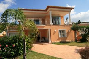 Moraira, se vende casa con vista al mar piscina y jardín photo 0