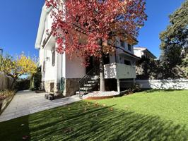 Unifamiliar Pareada En venta en Alpedrete photo 0