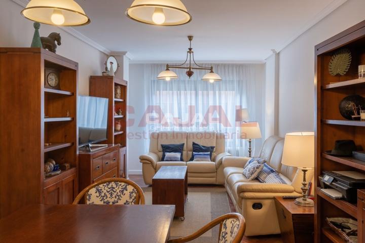 Piso En alquiler en Calle Manuel Azaña, Parquesol, Valladolid photo 0