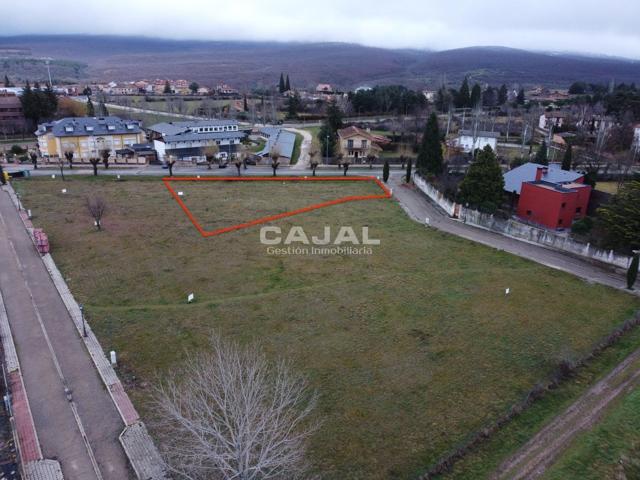 Terreno Urbanizable En venta en Travesía Ungria, Riaza photo 0